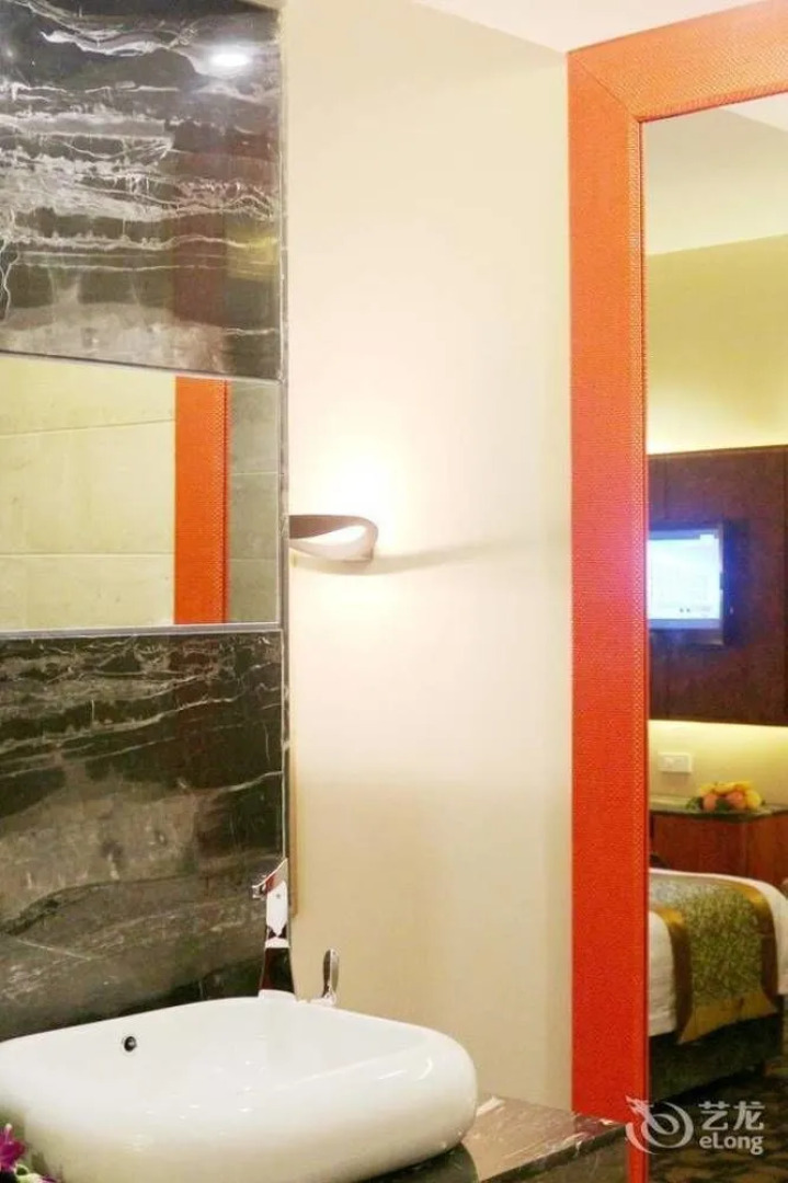 Yangshuo Tangrenjie Hotel