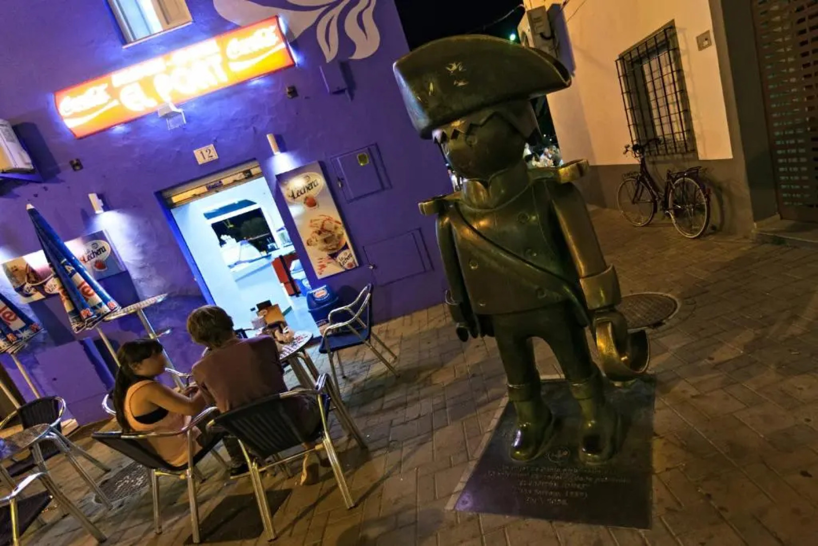 Apartamentos Carlton VyB