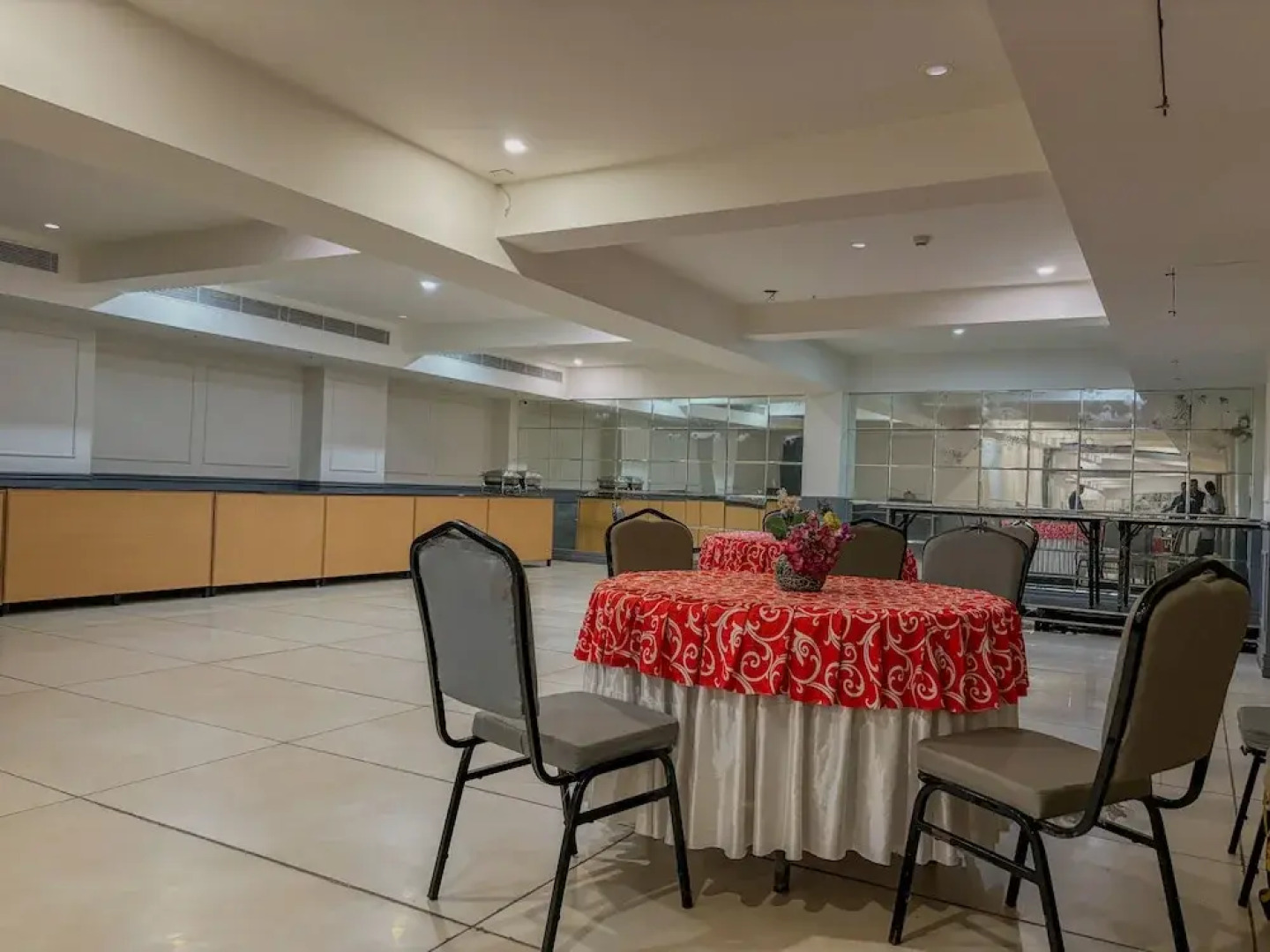 The Grand Hotel Bizzotel