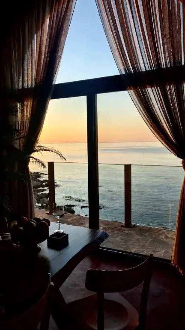 Stone Luxury Suites - Adults Only