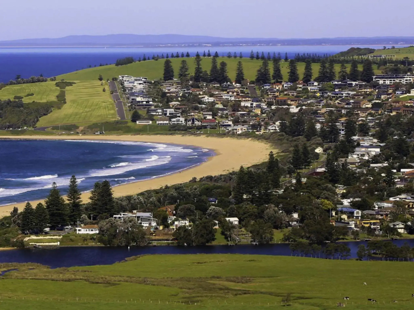 THE WERRI SHACK Werri Beach Gerringong 4pm check out Sundays