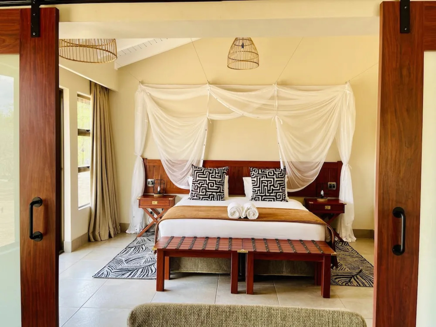 Hwange Safari Lodge