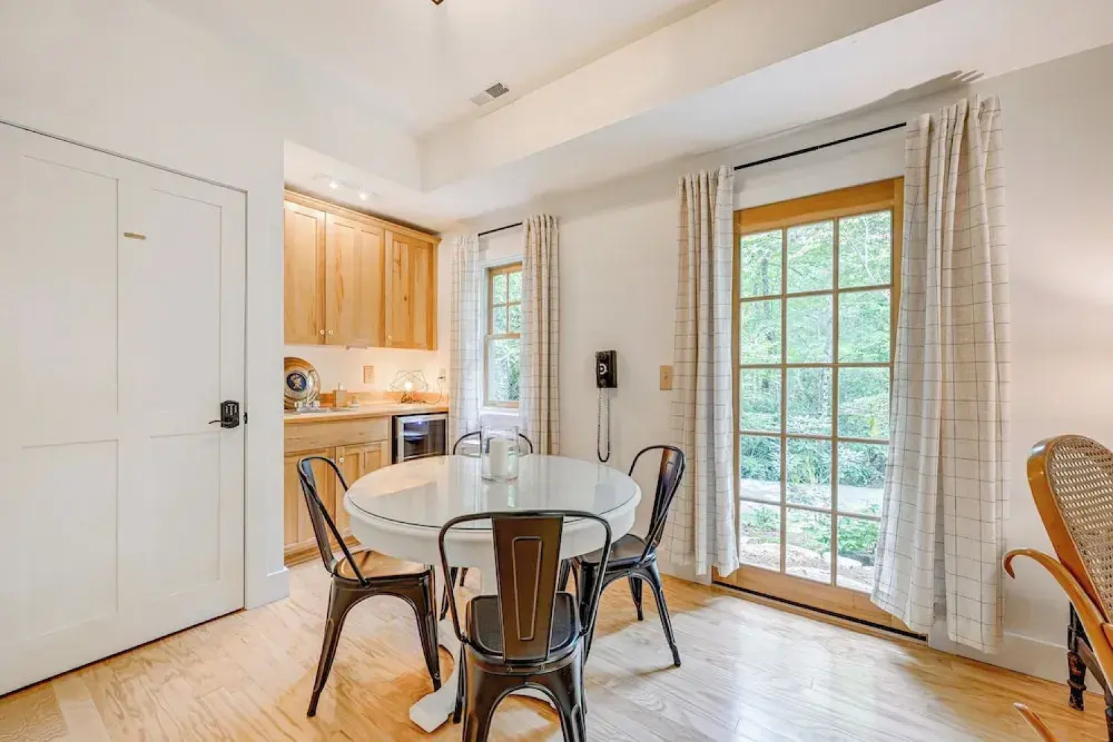 Peaceful Vacation Rental w/ Deck: 5 Mi to Cashiers