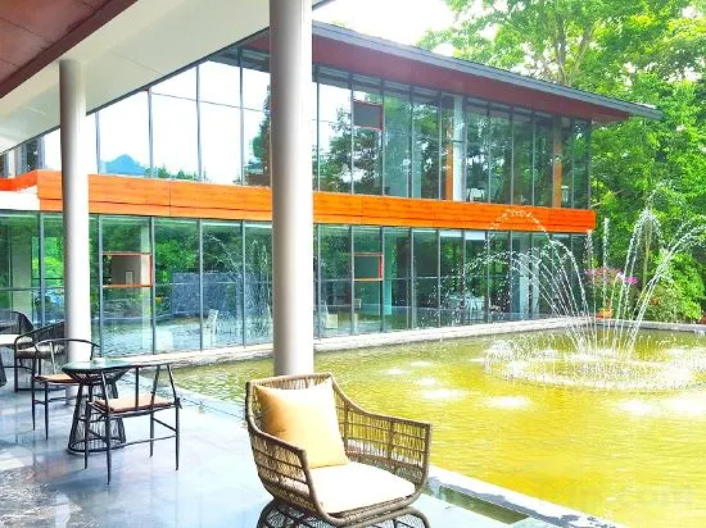 Anshun Dragon Palace Bieyuan