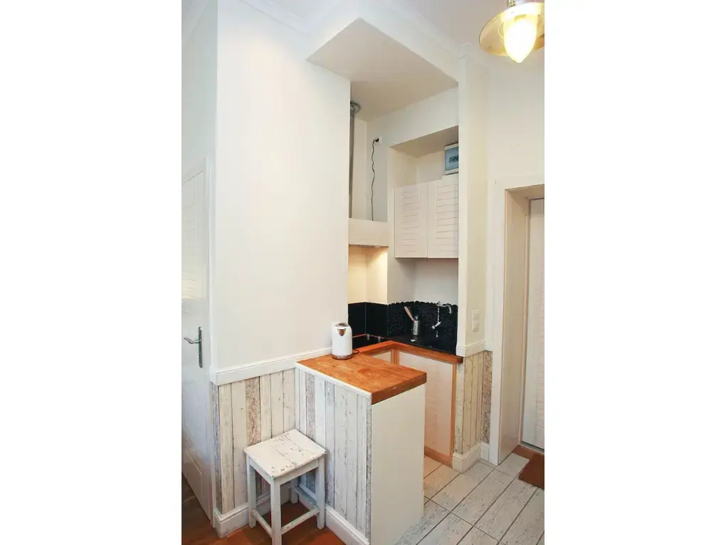 Sisters Lodge Hostel