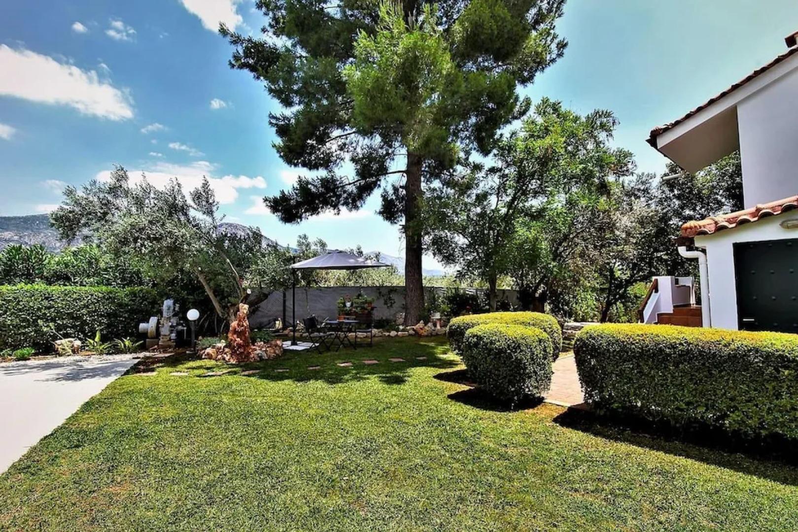 Beautiful Villa With Swimming Pool Near Nafplion