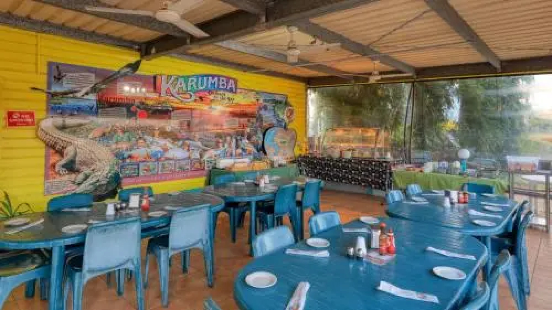 Ash’s Holiday Units