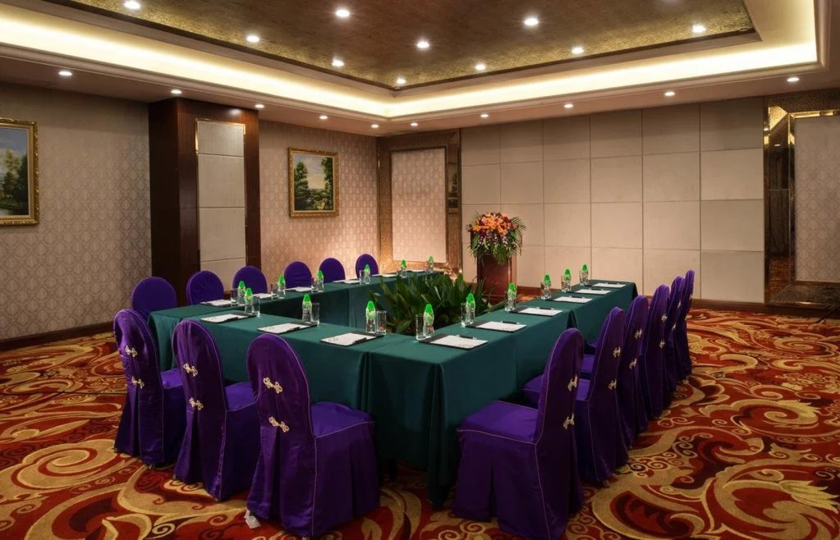 Venus Royal Hot Spring Hotel