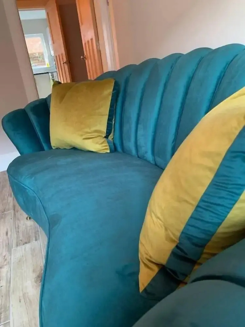 Ebor Cosy Homli Parking Wifi Smart