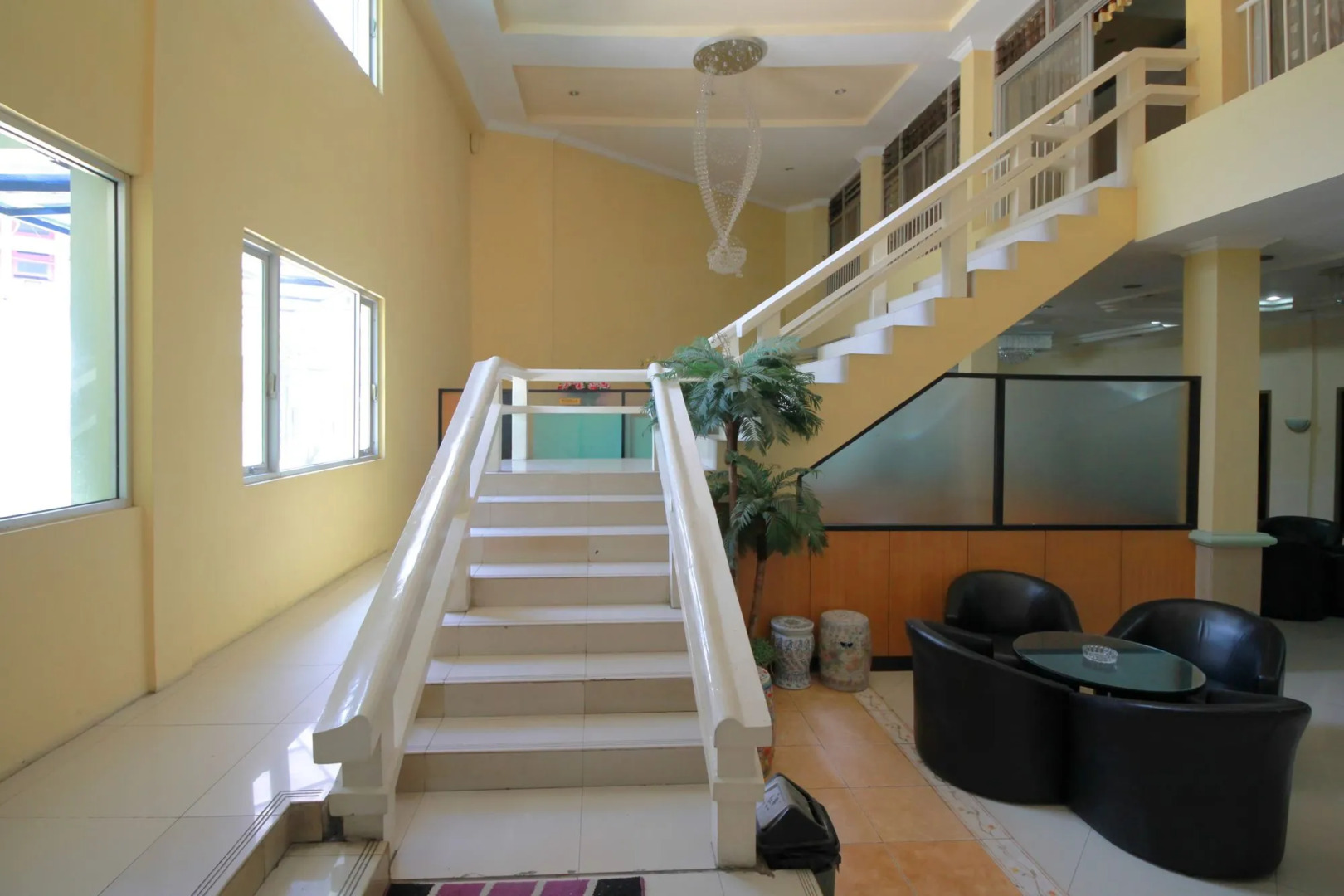 Mariani International Hotel