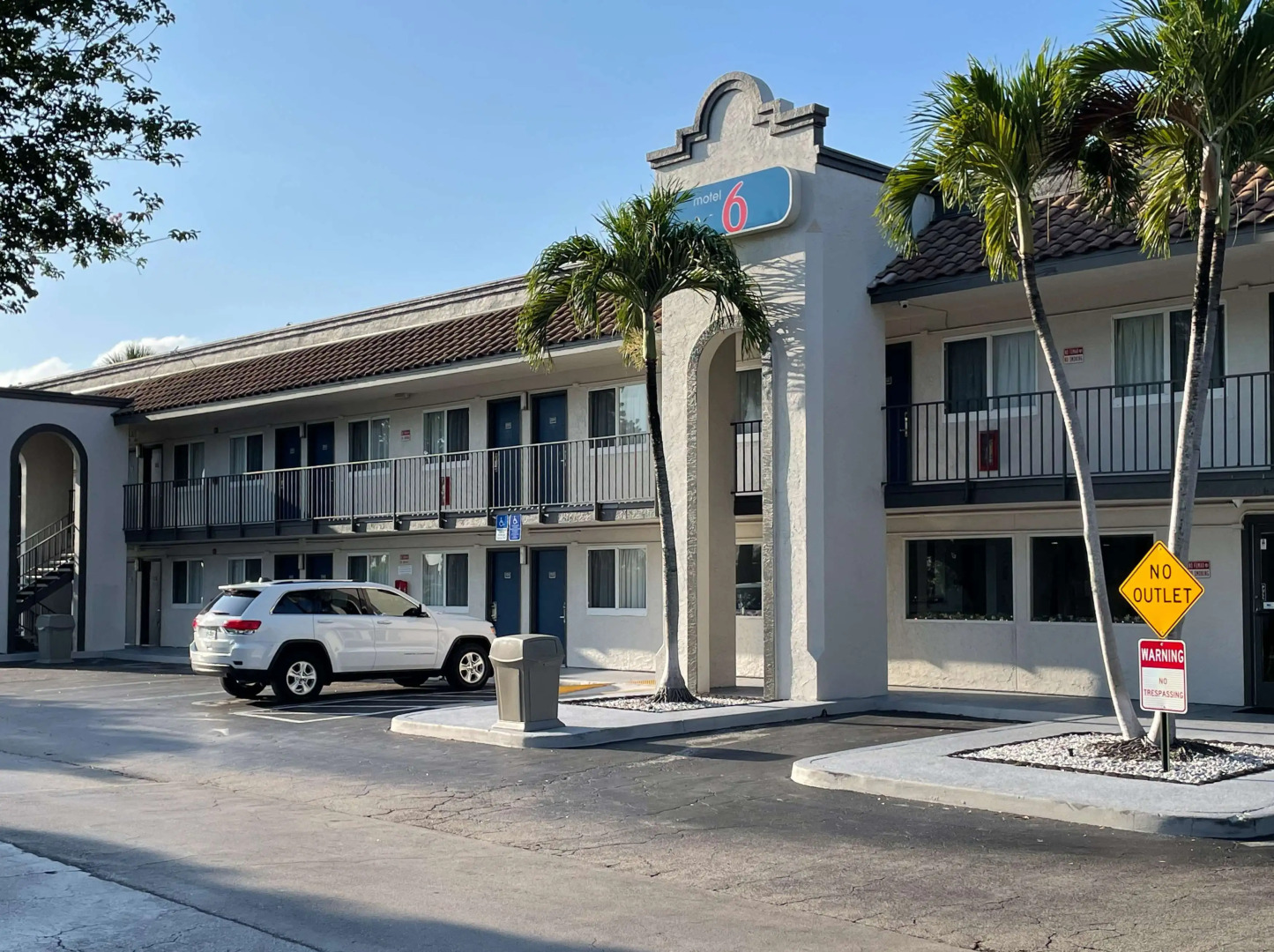 Motel 6 Riviera Beach, FL