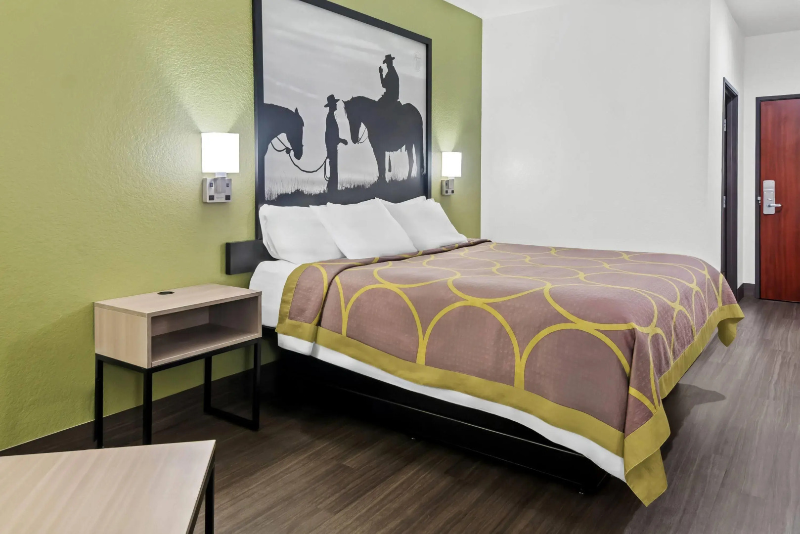 Super 8 by Wyndham Weatherford