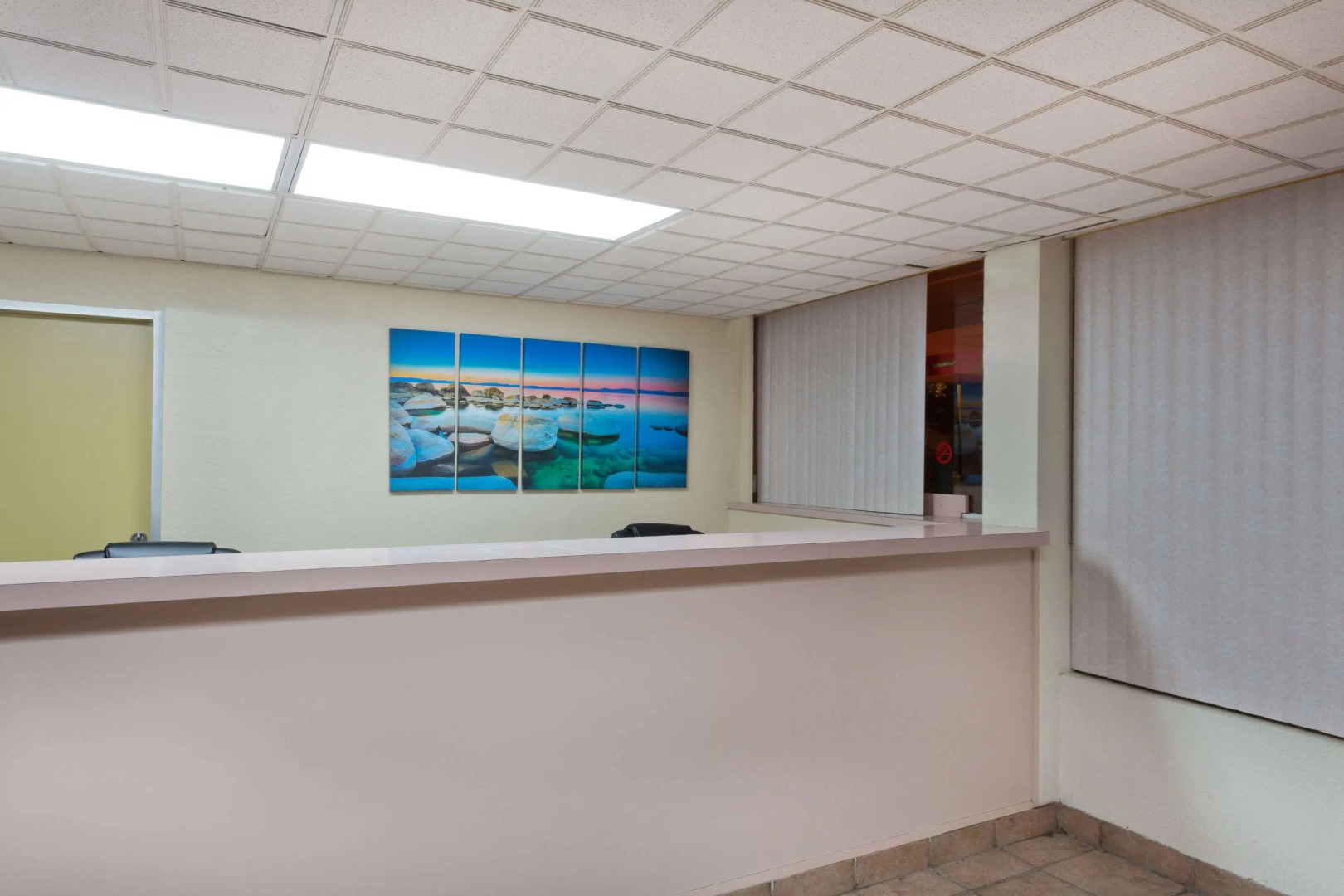 Super 8 by Wyndham Melbourne