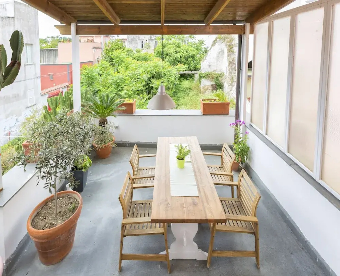 Gioia 13 Apartments & Rooms