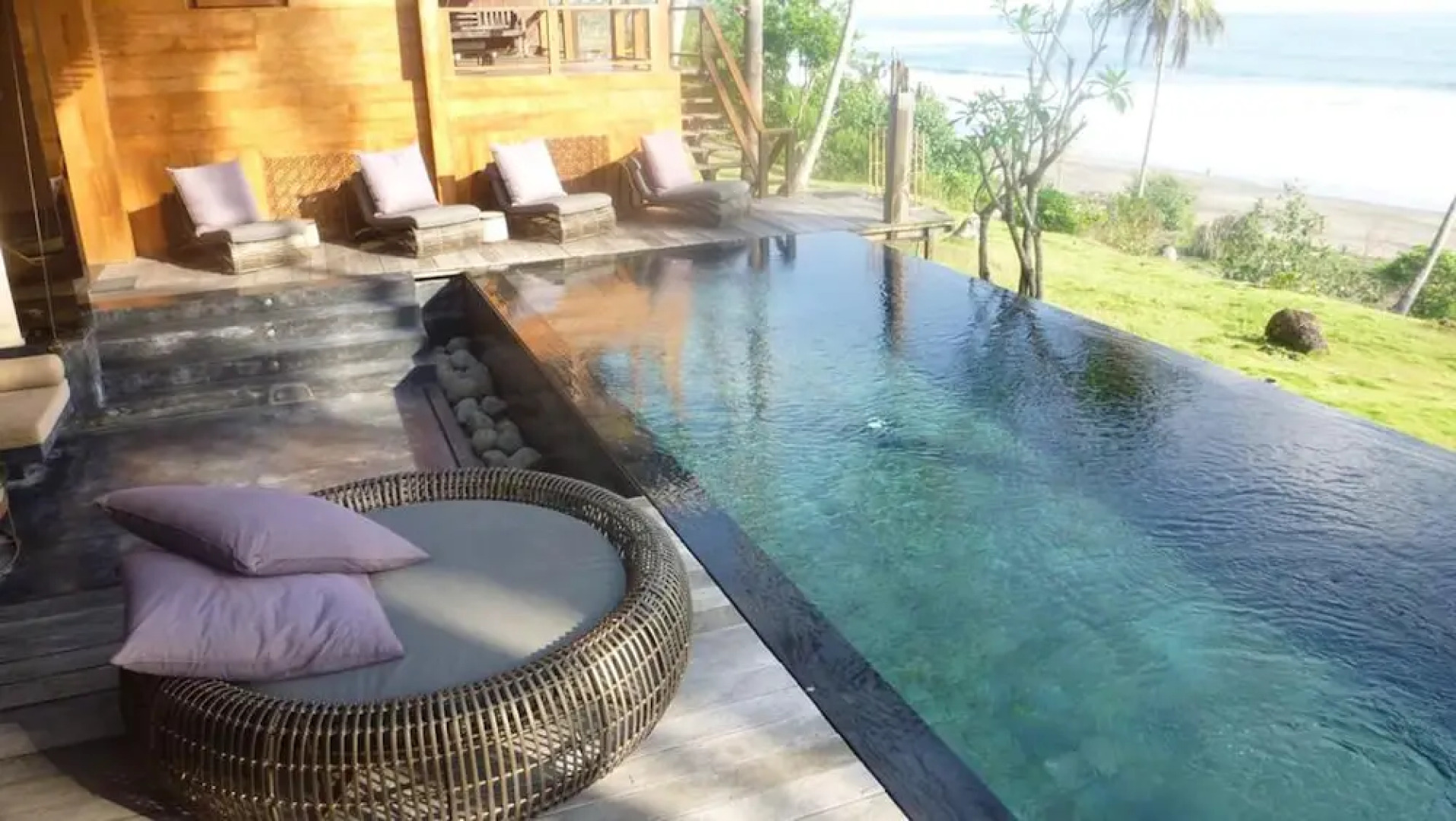 Villa With 4 Bedrooms in Kabupaten de Tabanan, With Wonderful sea View