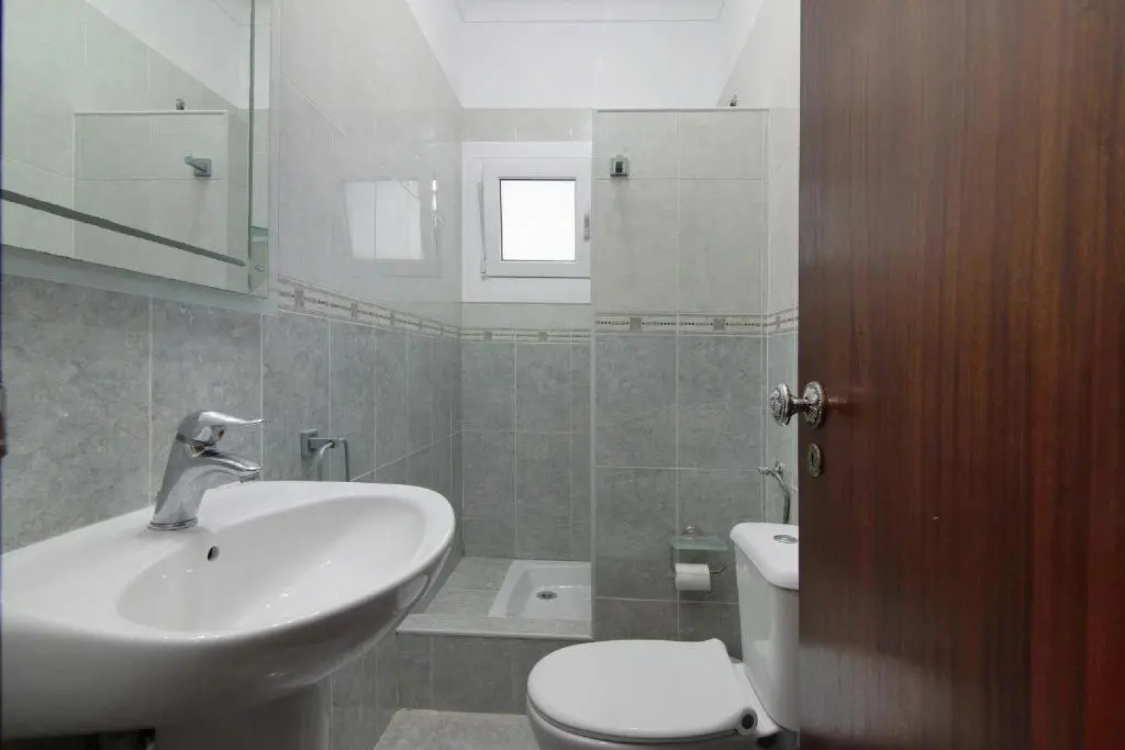 Andar de Moradia V 3 Para 8 pessoas