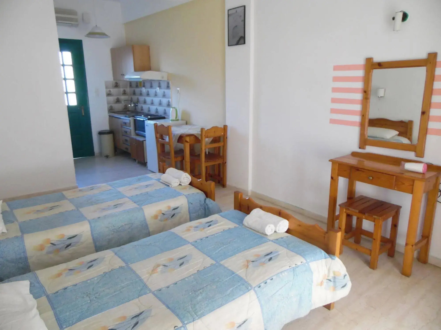 Katsaros Studios & Apartments