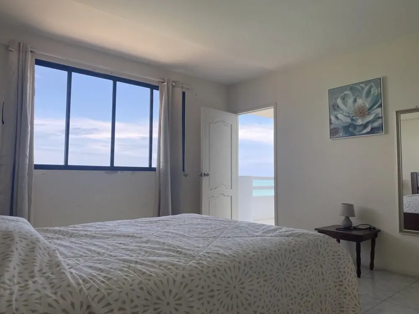 Ocean Front 7th Floor Apartment