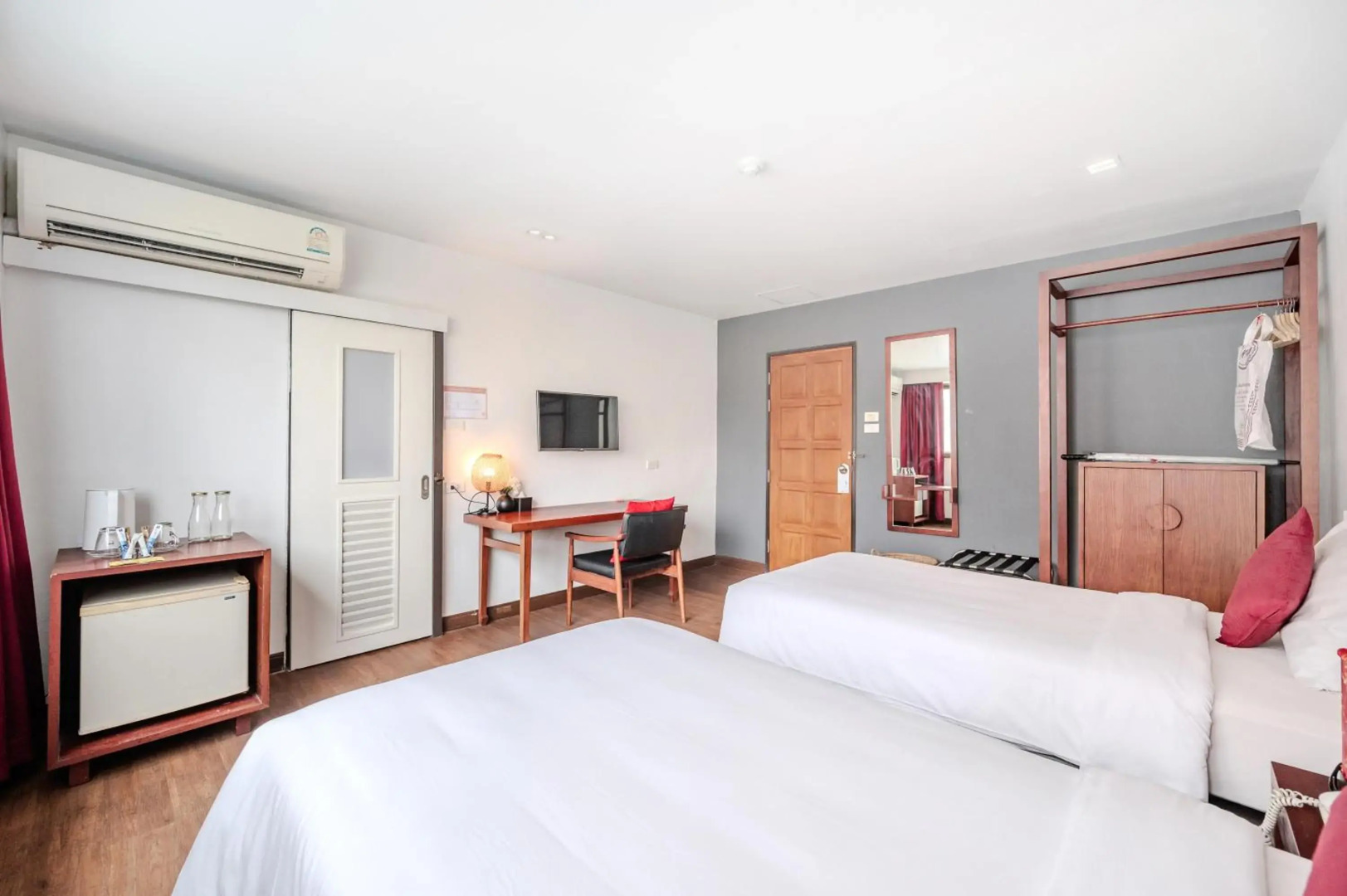 Ruamchitt Plaza Hotel