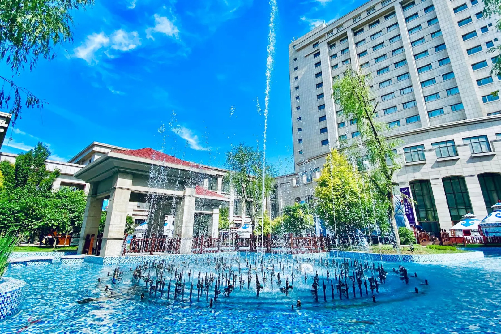 Howard Johnson Domando Plaza Wulanchabu