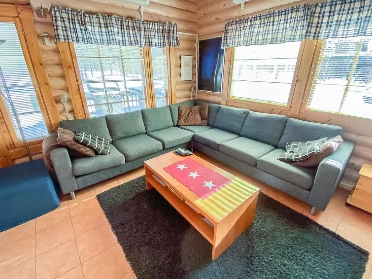 Holiday Home Luoston väärtin kammi