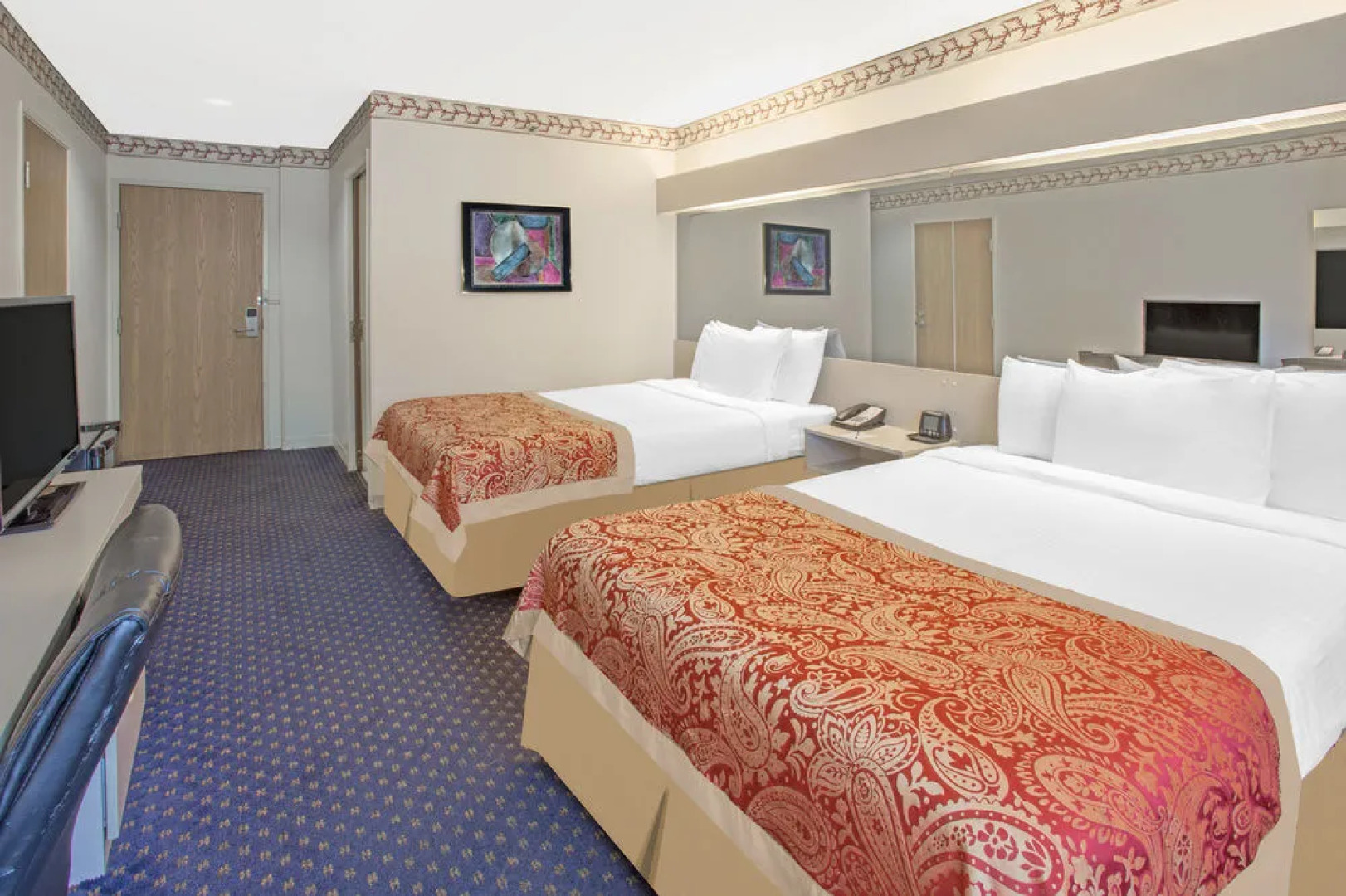 Microtel Inn & Suites by Wyndham Janesville