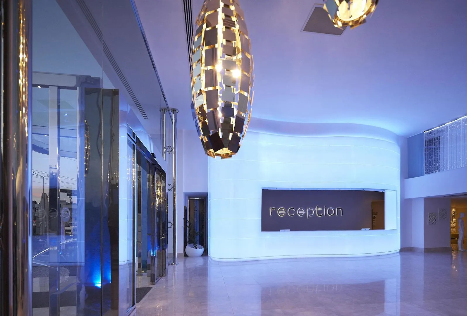 Отель Blue Bay Platinum