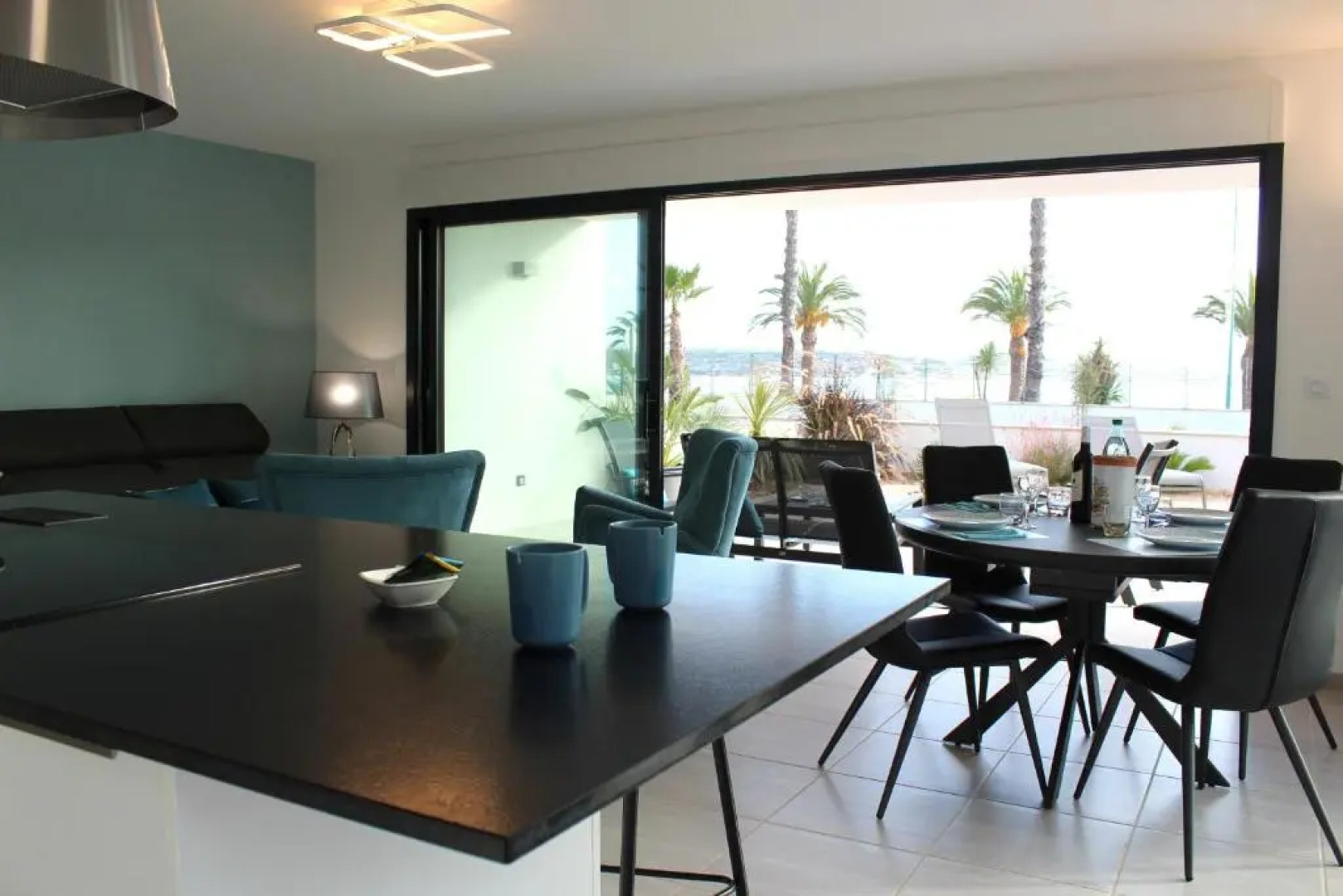 O FIL DE L'EAU BANDOL - App A05 - T3 avec Jardin et terrasse