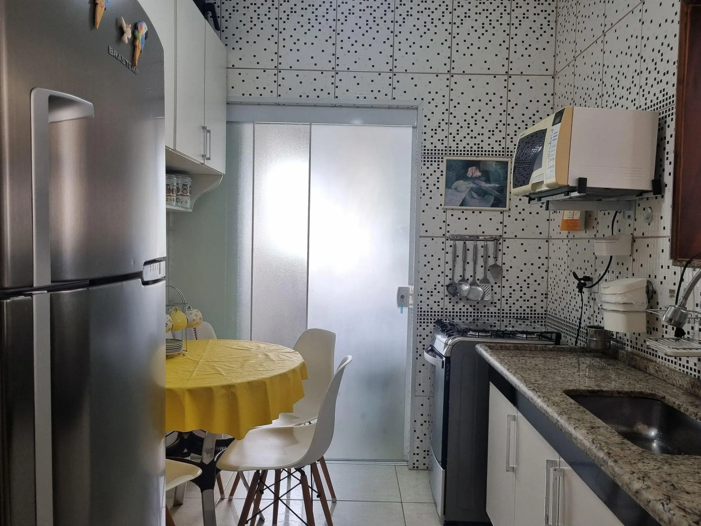 Apto em frente à praia em Caraguatatuba