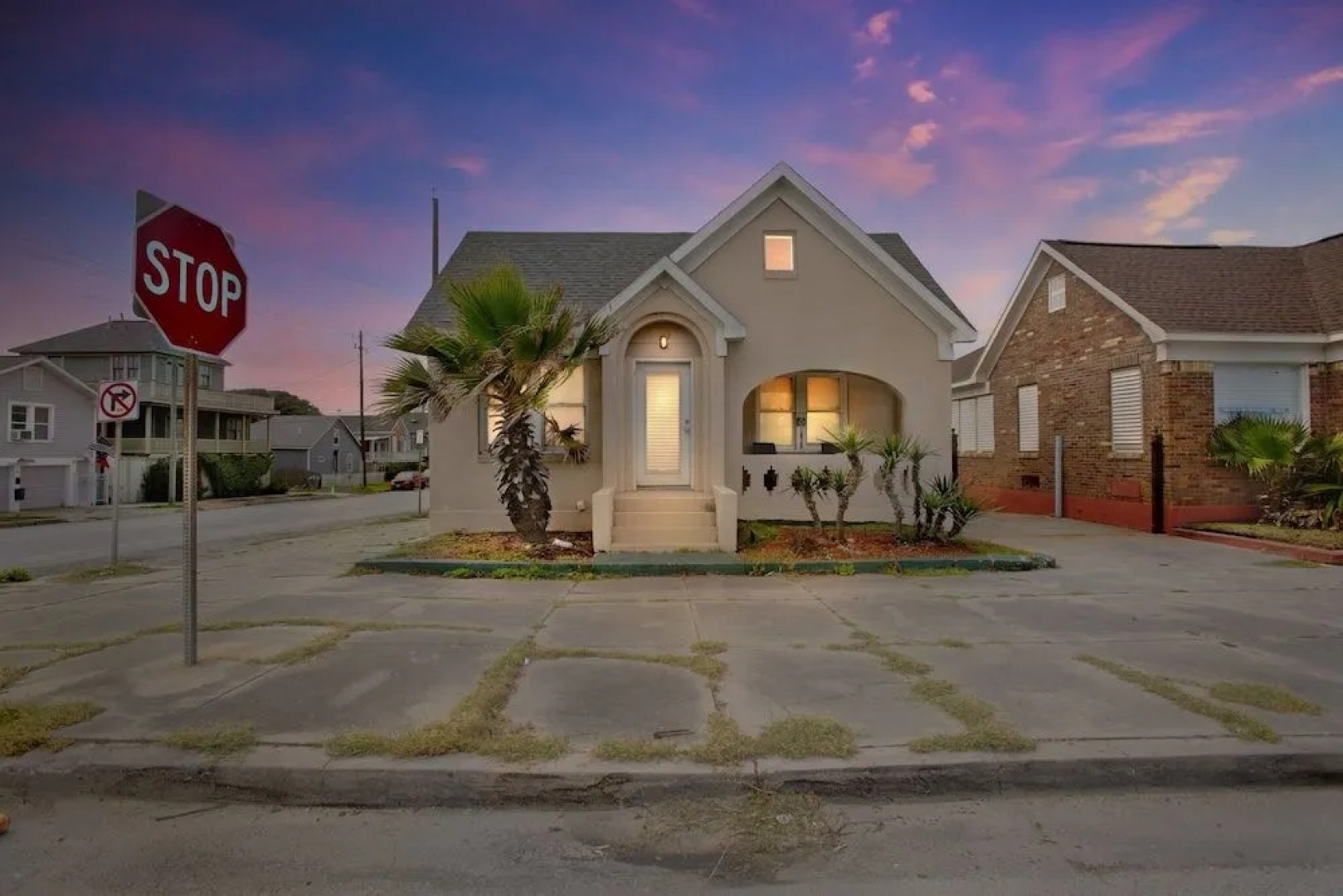 Sand Of Time Cottage 2 Bedroom Cottage By Redawning