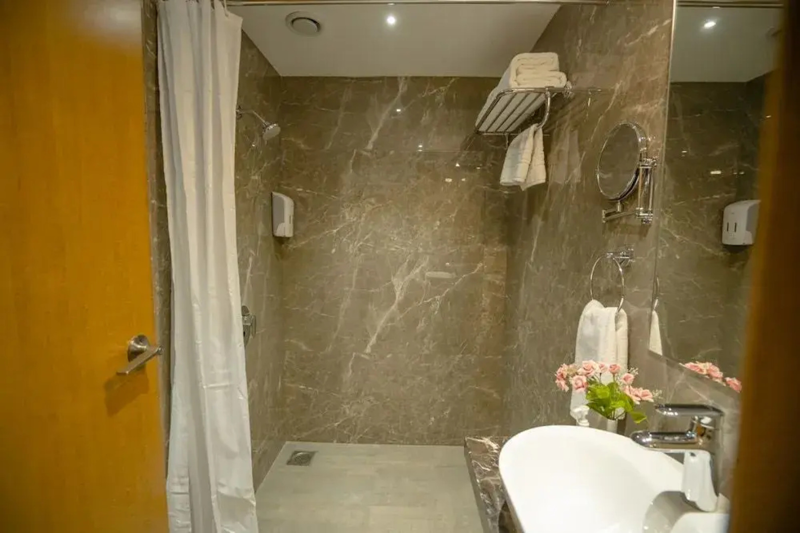 Zip By Spree Hotels Chakan