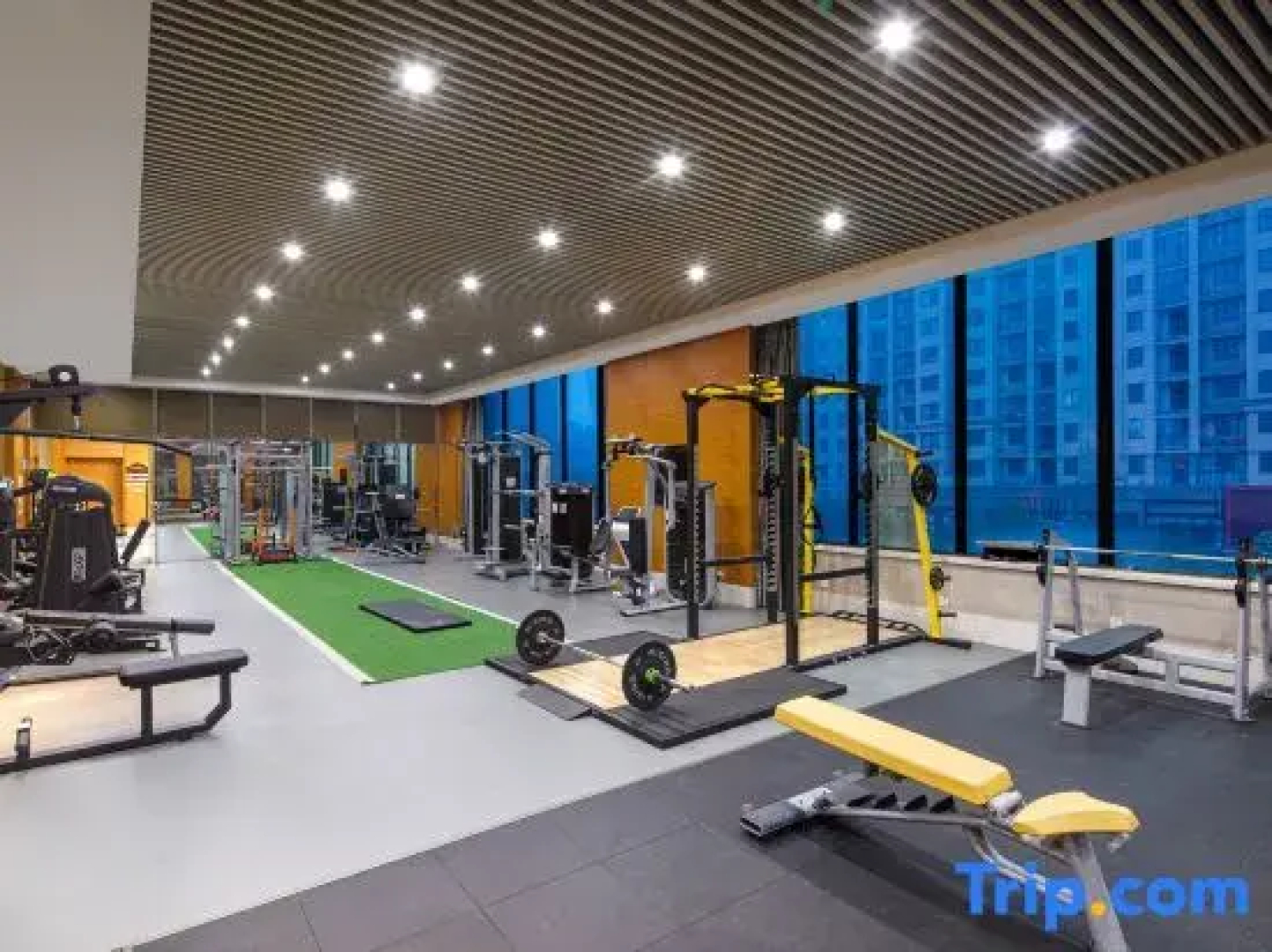 Wyndham Xinyang Downtown
