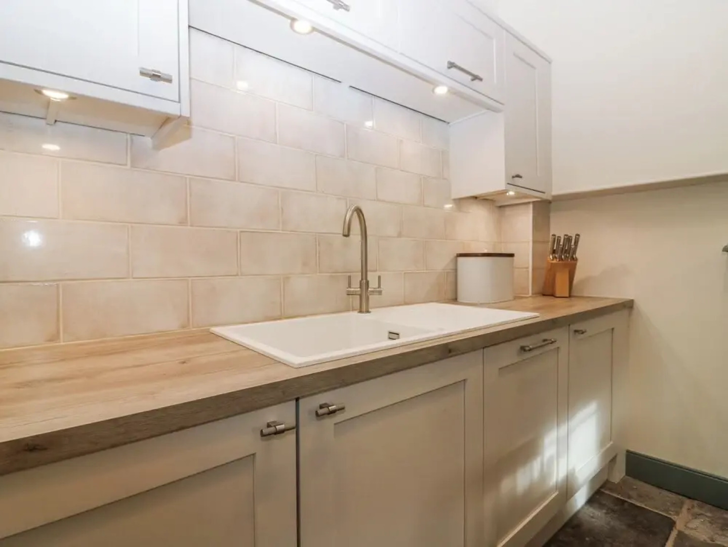 Harmony Cottage - Harmony Gardens