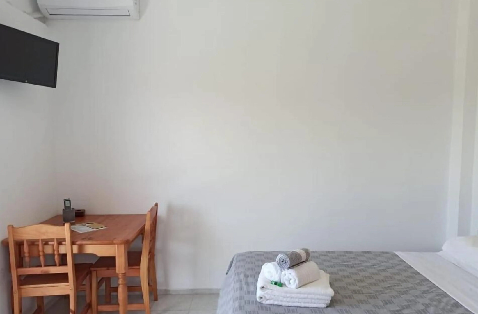 Anastasios Olive Garden Apartments