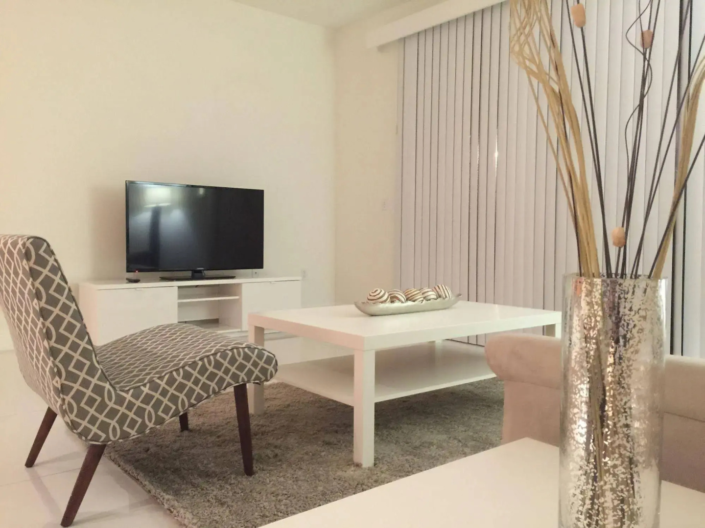 Luxury Suite in Coral Gables by LYX Miami Suites