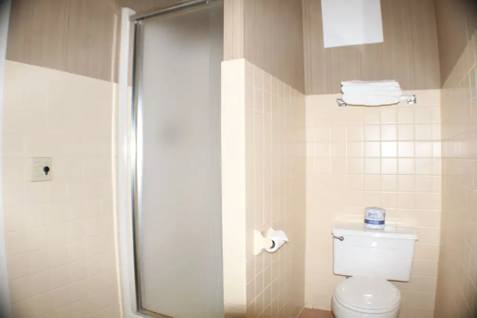 Waynebrook Inn, Est 1865