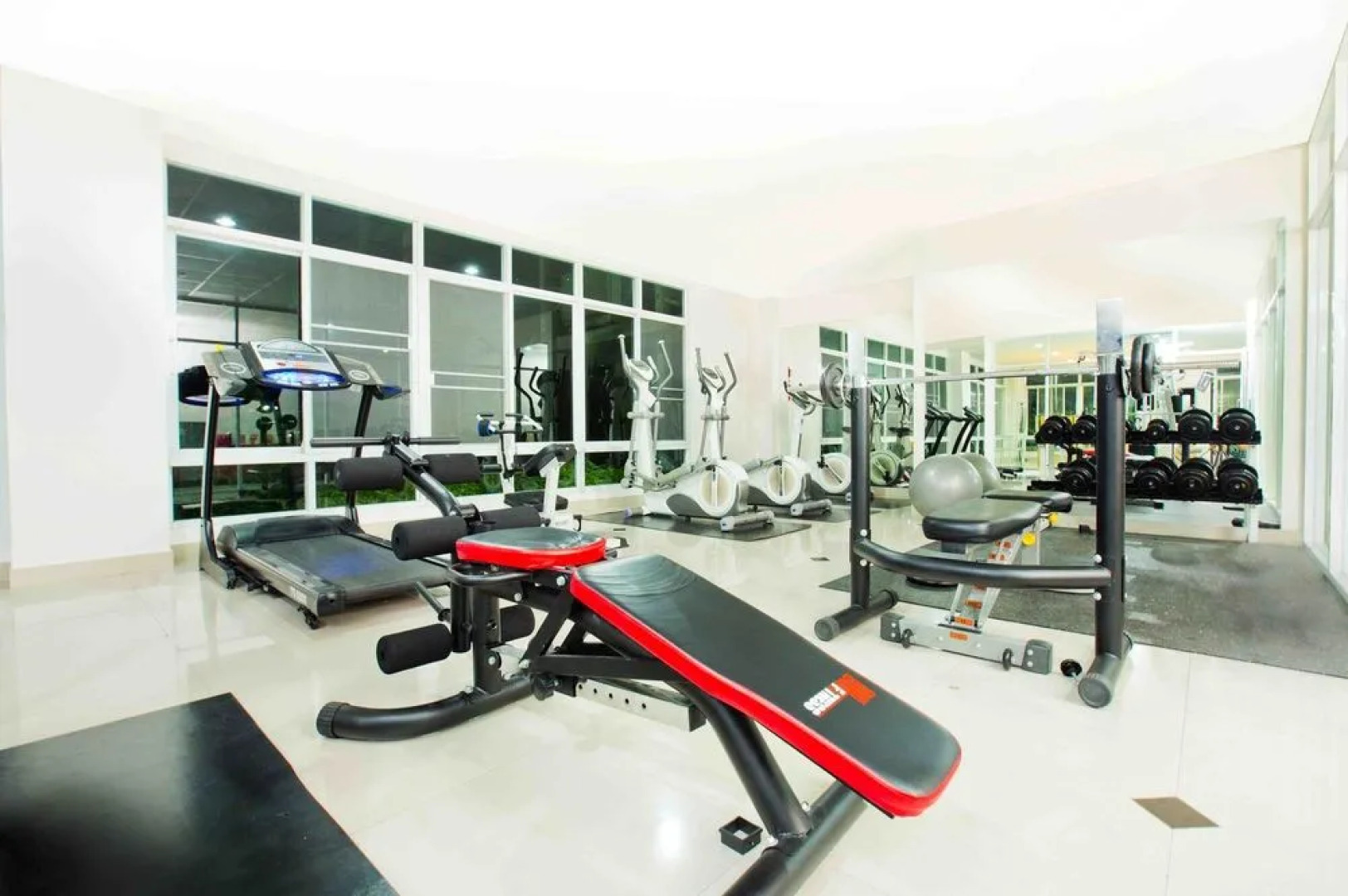 Grand Holiday Residence