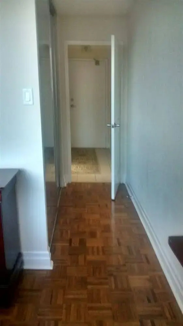 Apartments for Rent - Bay Street