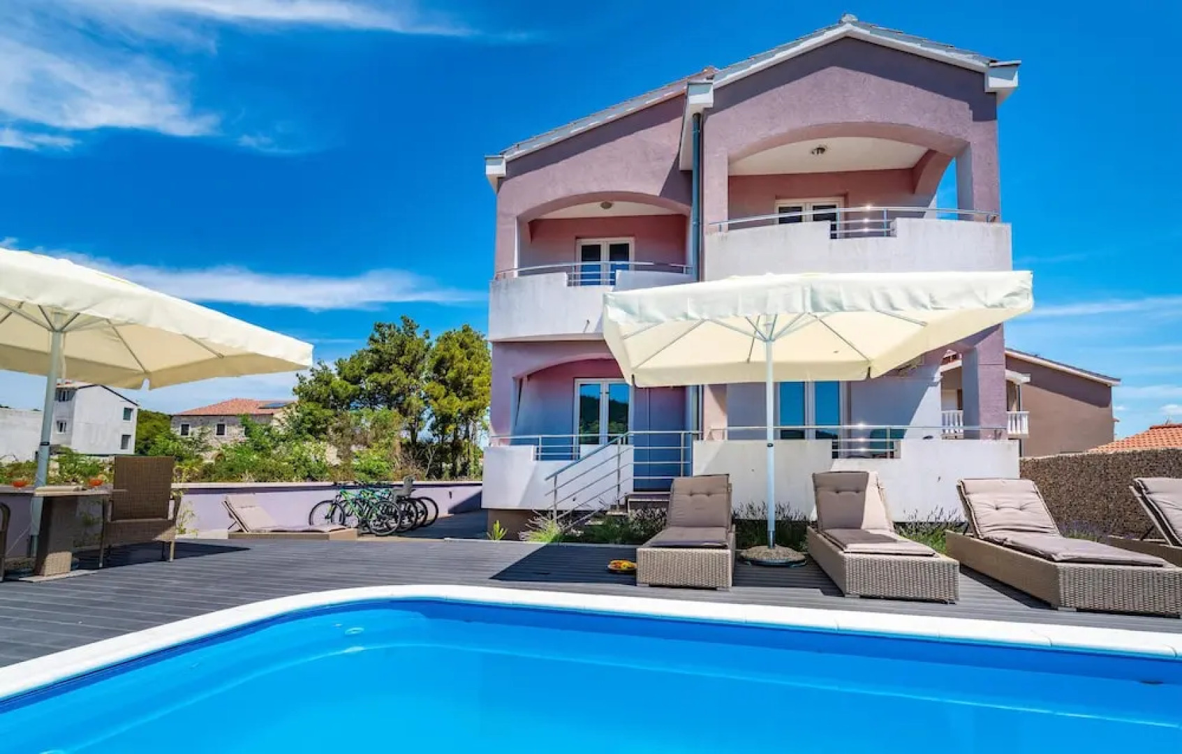 Stunning Home in Pasman With 7 Bedrooms, Wifi and Outdoor Swimming Pool