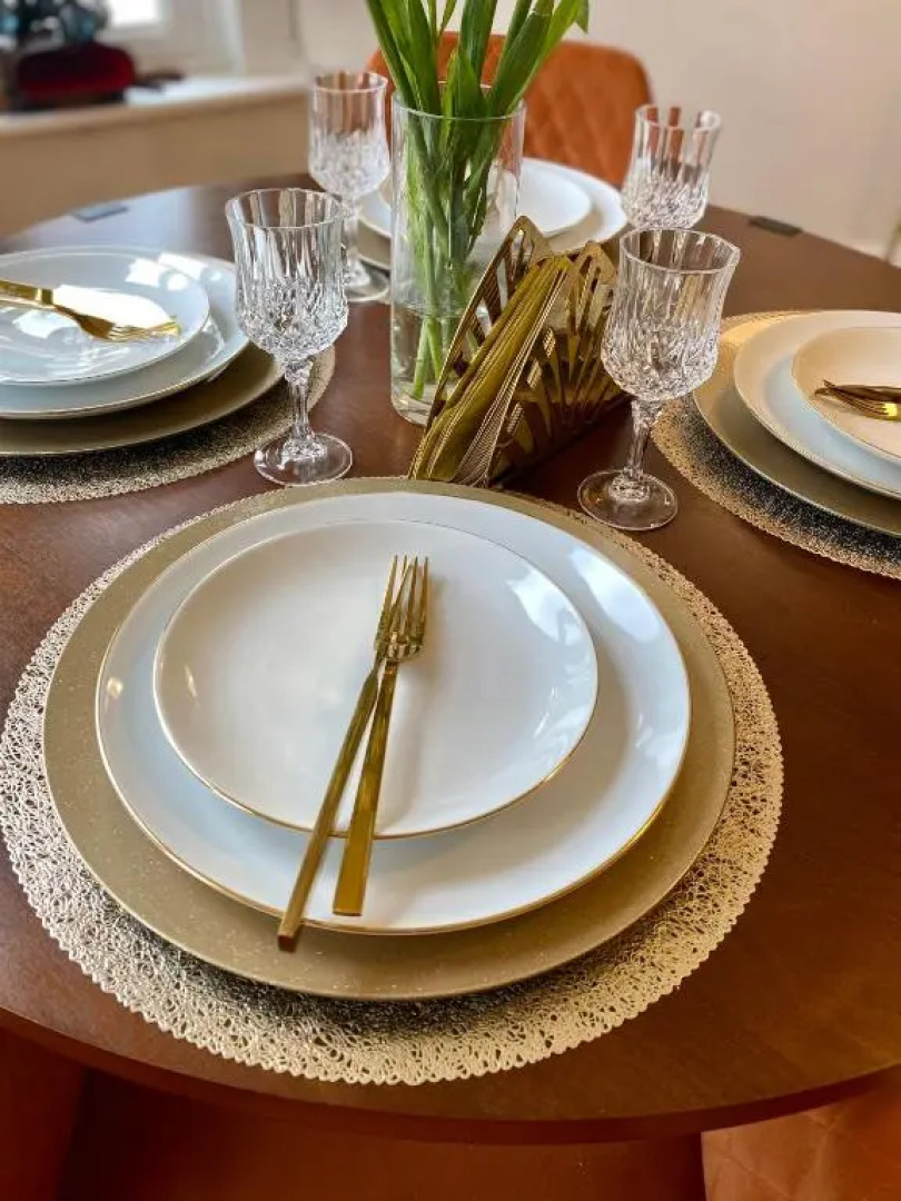 Ann Apartments opposite the Pier with sea view