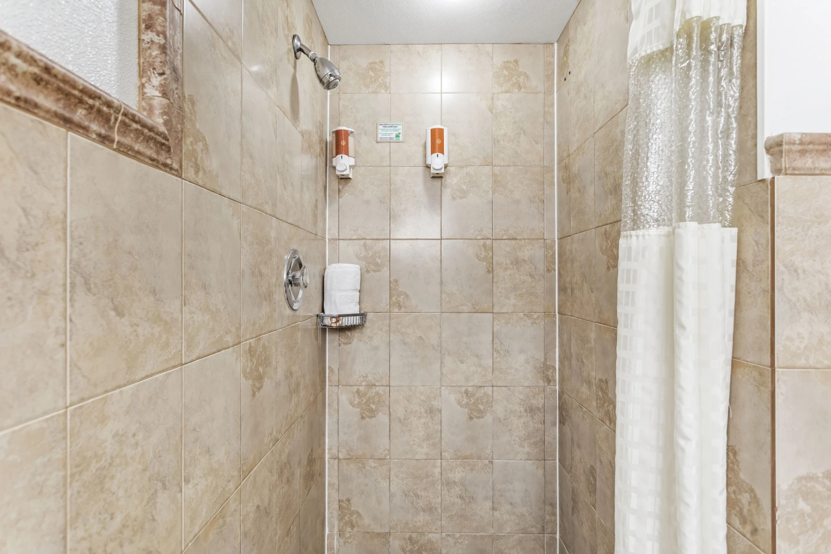 Bayview Plaza Waterfront Resort