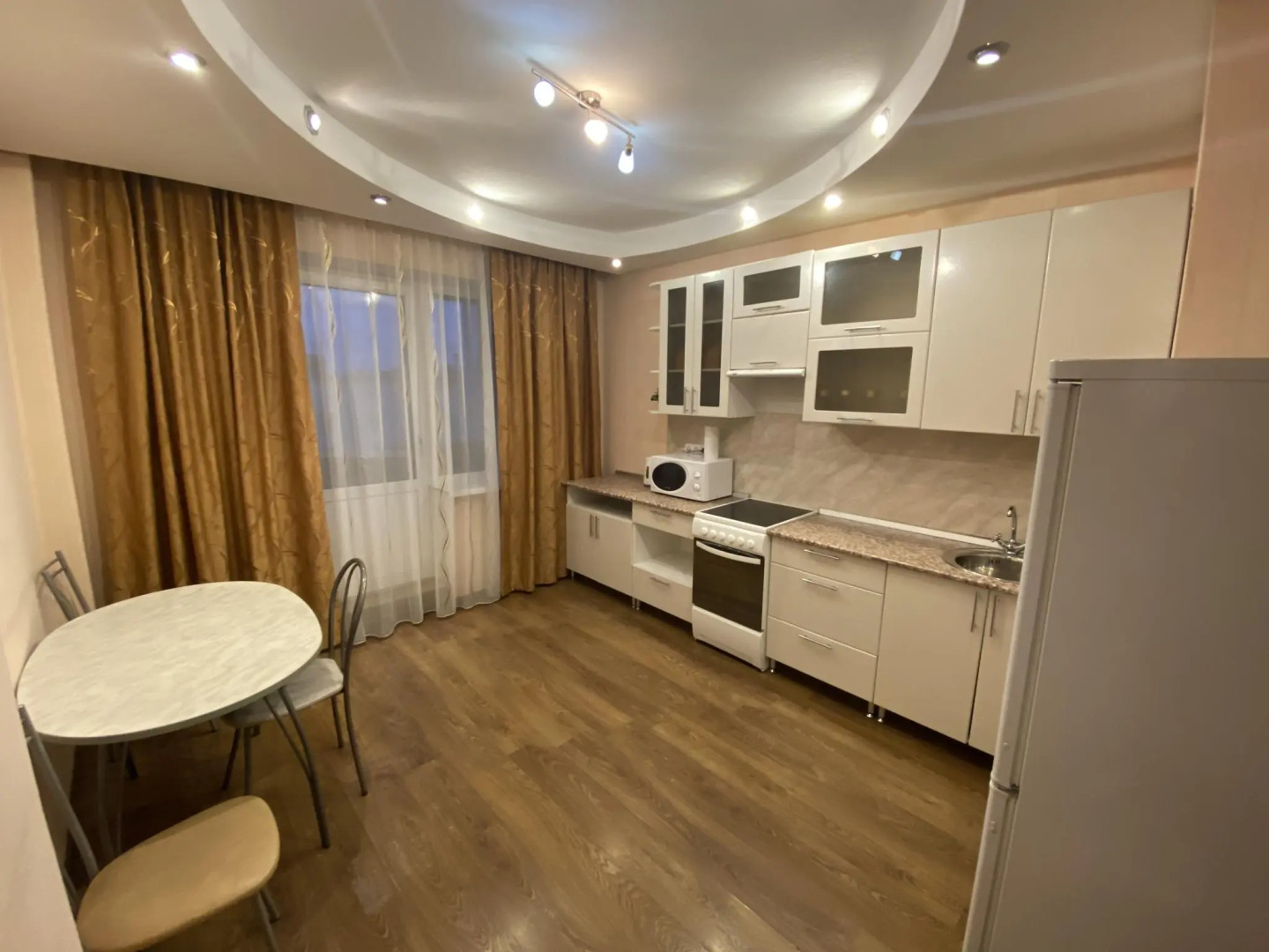 Баринн на проспекте Обводный канал 76