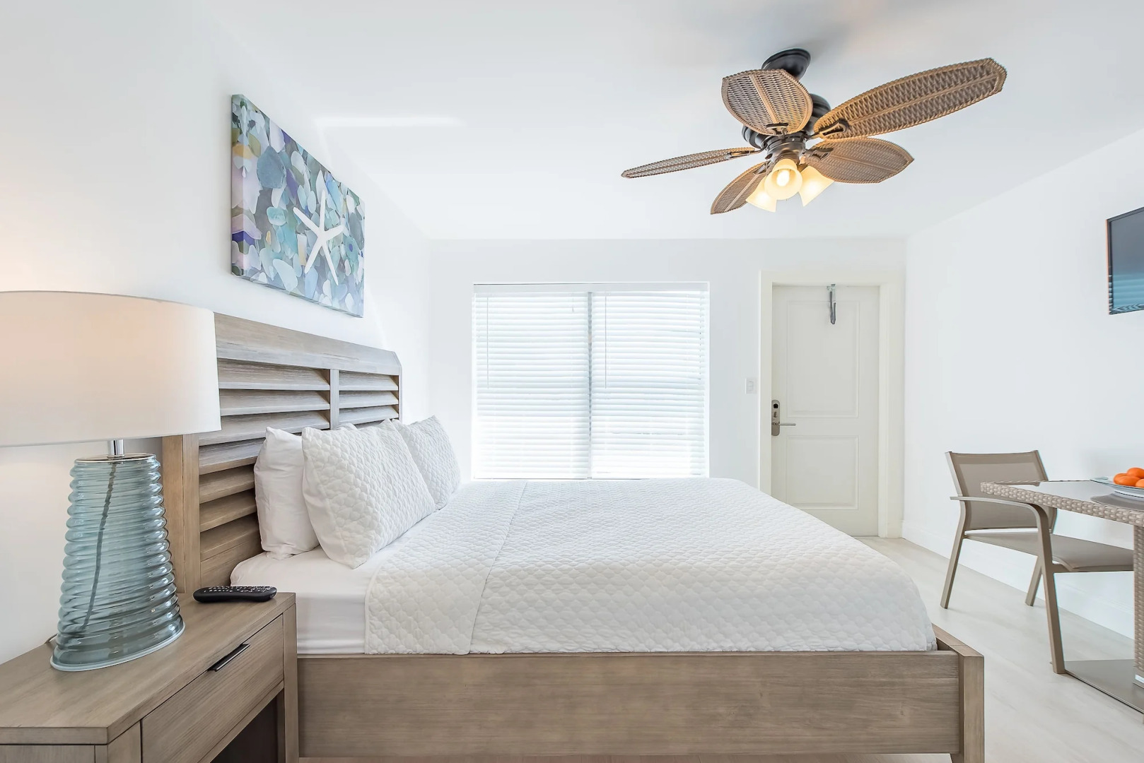 Sea Beach Plaza - Near Jungle Queen Riverboat