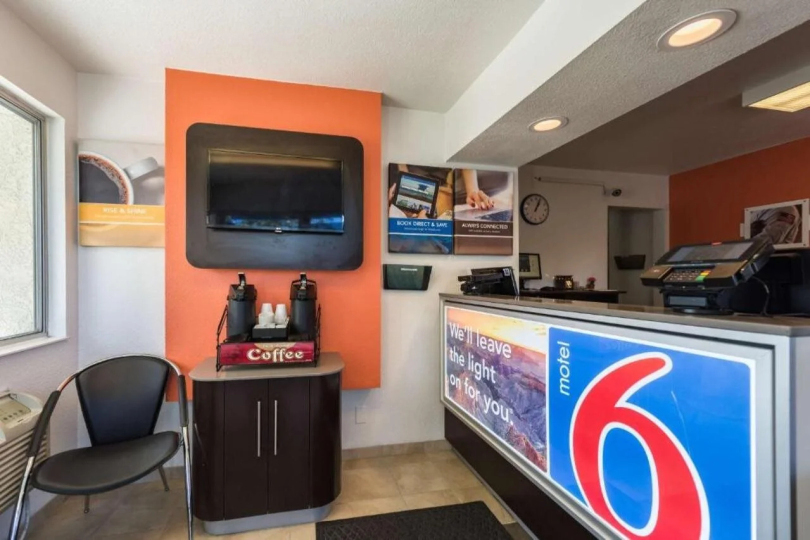 Motel 6 Reno - Virginia Plumb