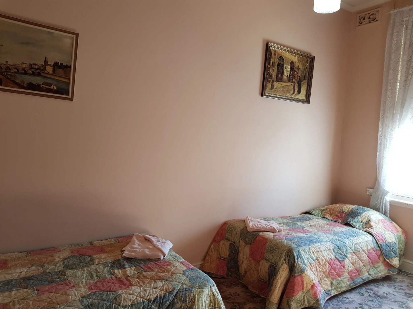 Madden's Commercial Hotel