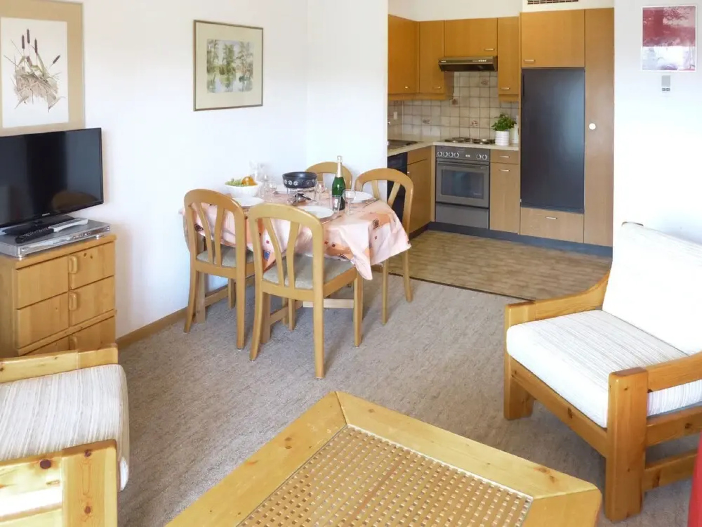 Santa Barbara Lens in Lens