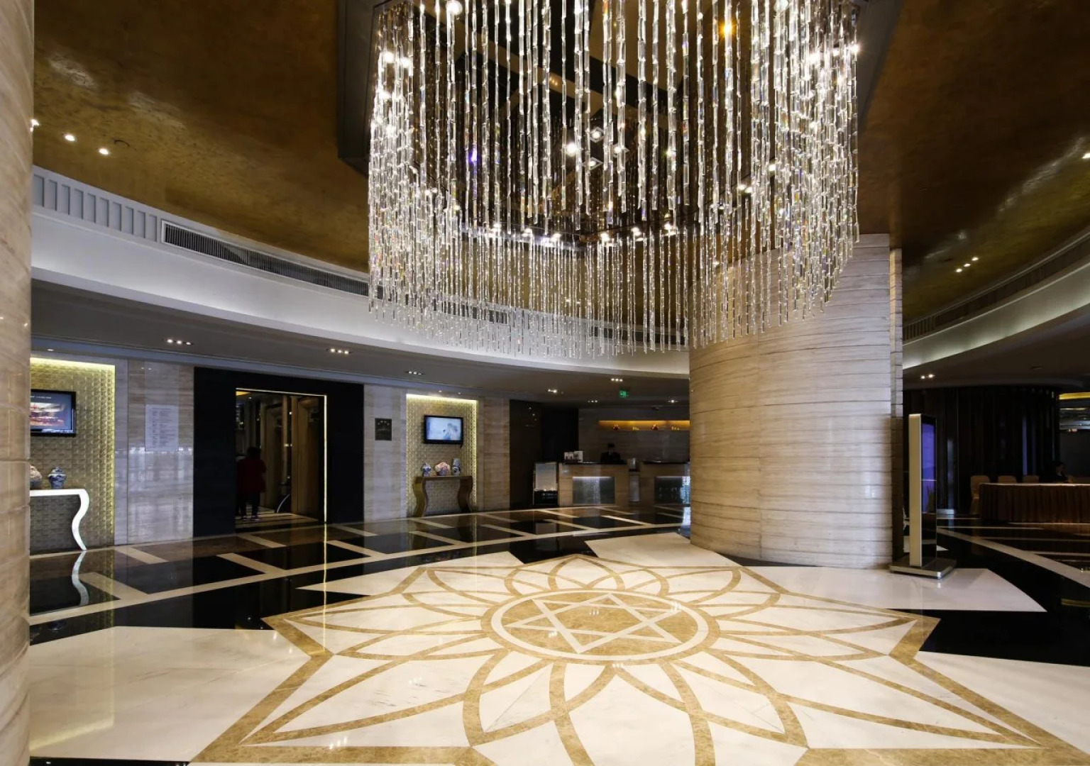 Sofitel Shanghai North Bund