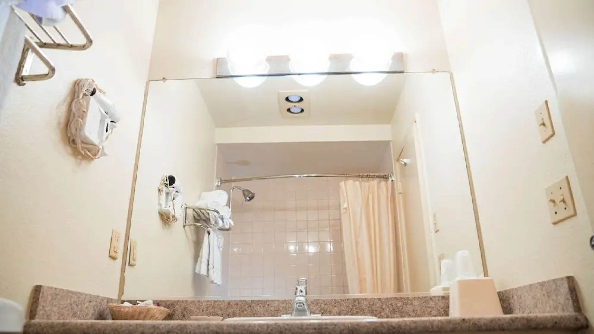 Anaheim Hills Inn & Suites