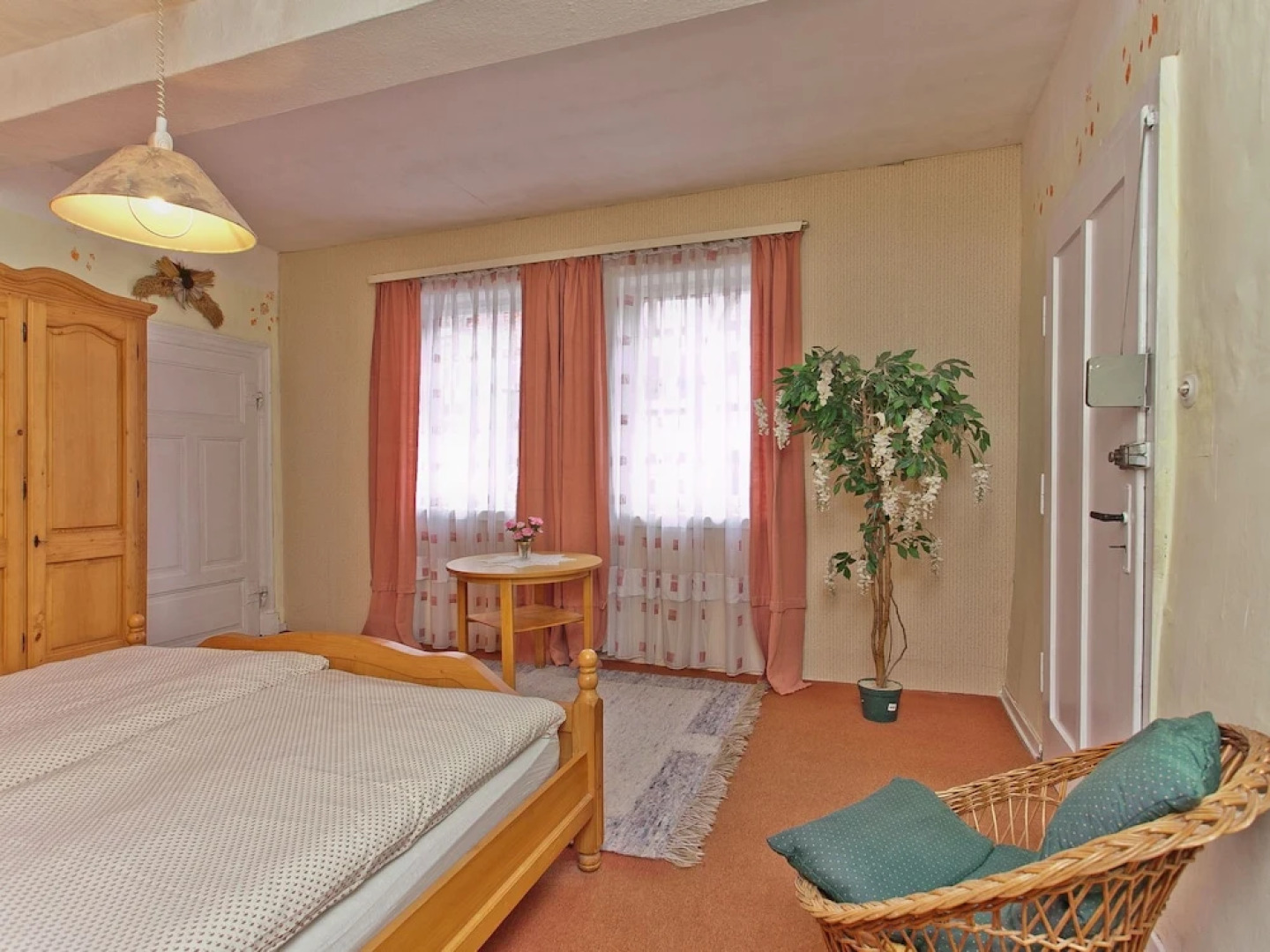 Contemporary Apartment in Bad Arolsen Hesse with private terrace and garden with barbecue