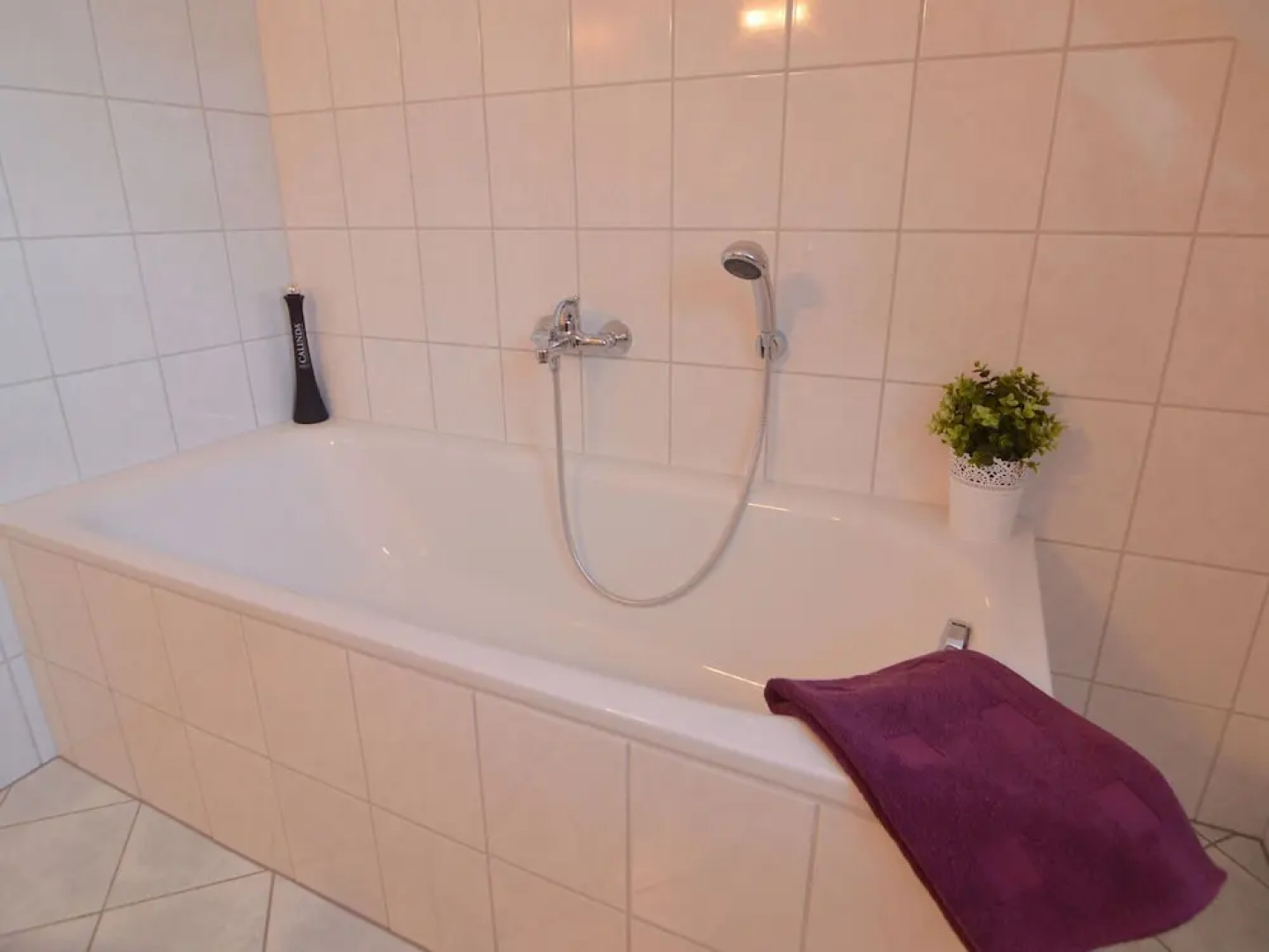 Atmospheric House in the Centre of Daun, but Still in a Quiet Location and With Parking